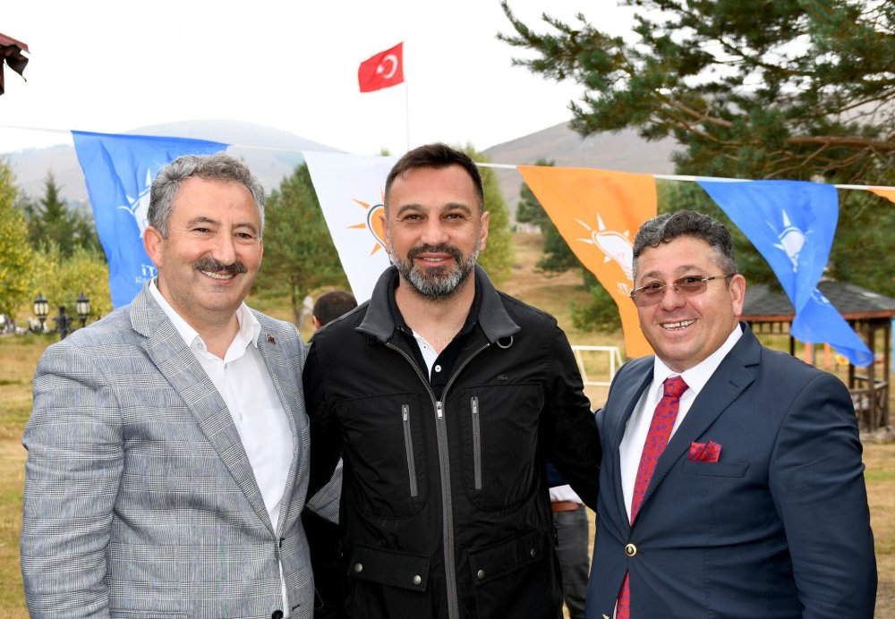 AK PARTİ İLÇE TEŞKİLATI İSTİŞARE VE KAHVALTI TOPLANTIMIZI GERÇEKLEŞTİRDİK.