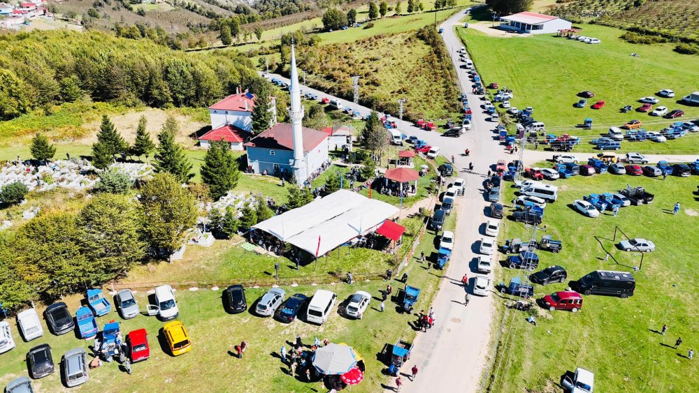 ARMUTLU MAHALLEMİZİN SAHRA PROGRAMINA KATILDIK.