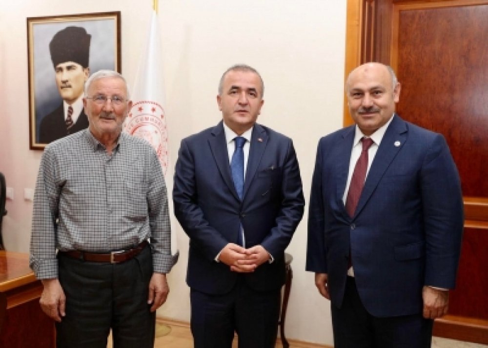 Belediye Başkanımız Beytullah Geçtan Tokat Valisini Ziyaret Etti