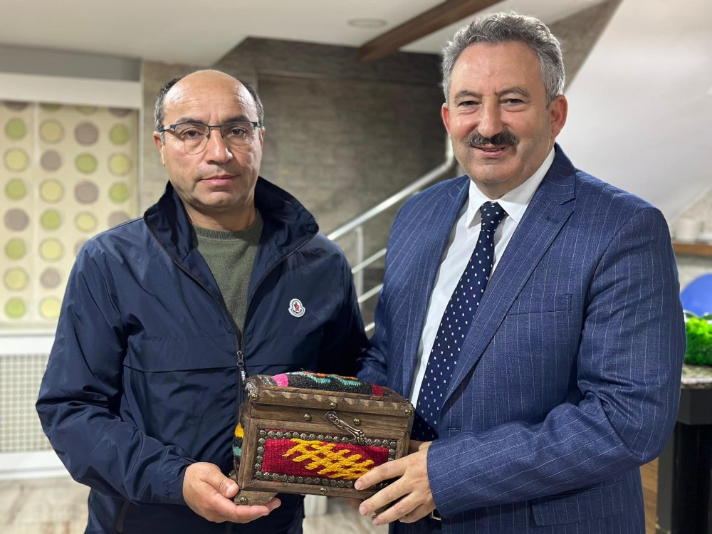 EMEKLİ DÖNEMİ BAŞLAYAN DEĞERLİ ÇALIŞMA ARKADAŞIMIZA TEŞEKKÜR EDİYORUM