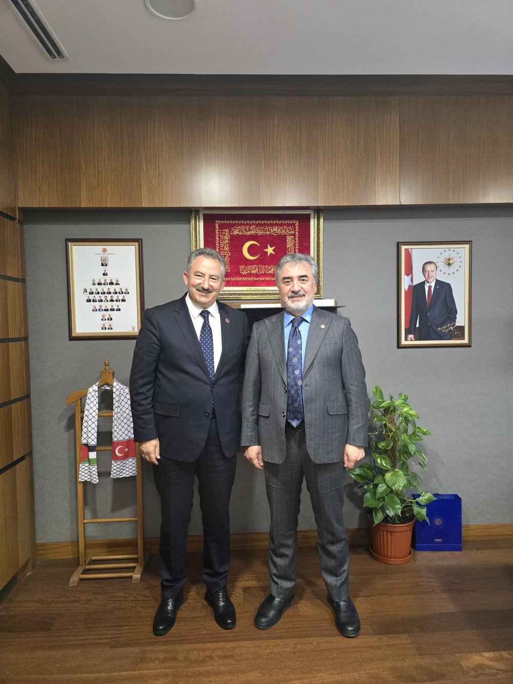 GAZİ MECLİSİMİZDE MİLLETVEKİLİMİZ SAYIN MUSTAFA HAMARAT'I ZİYARET ETTİK.