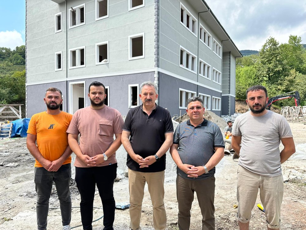 İLÇEMİZDE ÇALIŞMLARI DEVAM EDEN EĞİTİM YATIRIMLARINI ZİYARET ETTİK