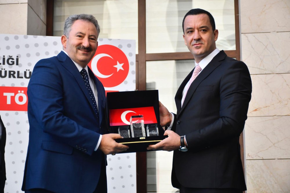 İLİMİZE VE İLÇEMİZE HAYIRLI OLSUN.