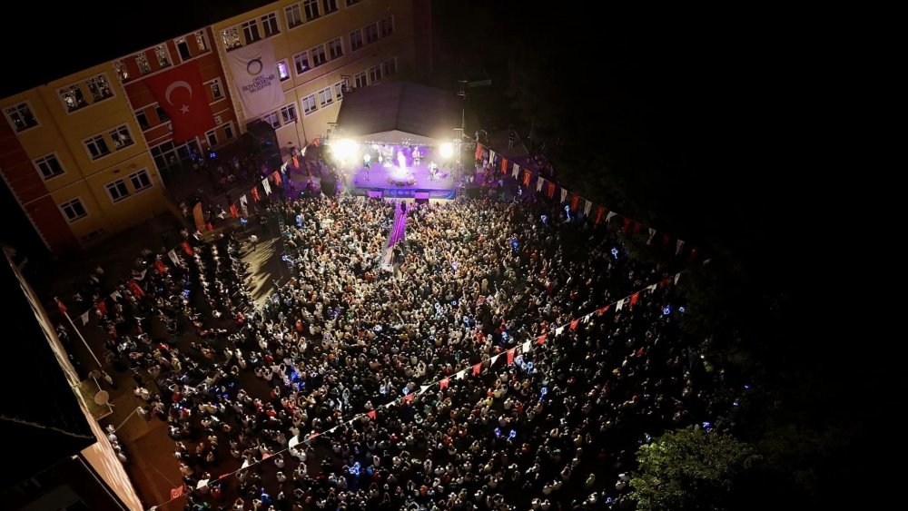 İŞTE MEYDAN, İŞTE KONSER, HARİKASIN AYBASTI