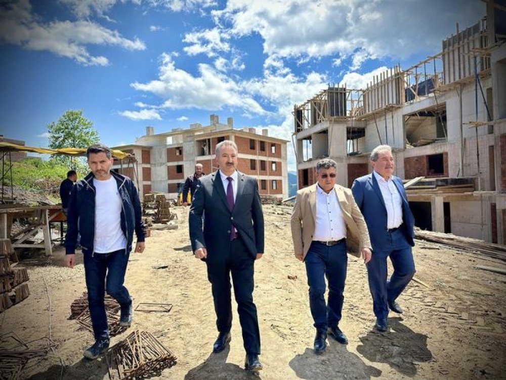 SAĞLIK MAHALLESİ TOKİ KONUTLARI ŞANTİYEMİZDE ÇALIŞMALARI YERİNDE İNCELEDİK