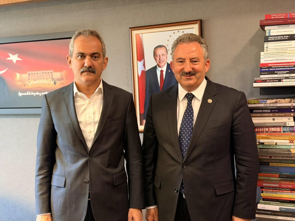 TBMM’DE AK PARTİ ORDU MİLLETVEKİLİMİZ SAYIN PROF. DR. MAHMUT ÖZER BAKANIMIZI ZİYARET ETTİK