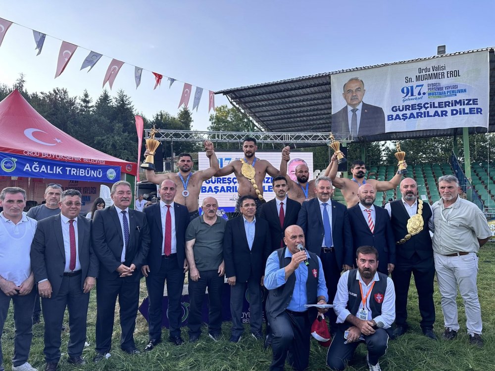 TÜRKİYENİN EN BÜYÜK FESTİVALİNİ FİNAL GÜNÜNDE ONBİNLERİN  KATILIMIYLA GERÇEKLEŞTİRDİK