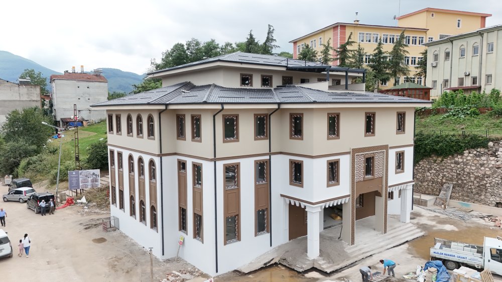 AYBASTI’MIZA YAKIŞAN YENİ HİZMET BİNAMIZDA ÇALIŞMALAR TÜM HIZIYLA DEVAM EDİYOR